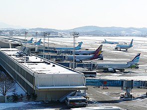 김포국제공항 - 위키백과, 우리 모두의 백과사전